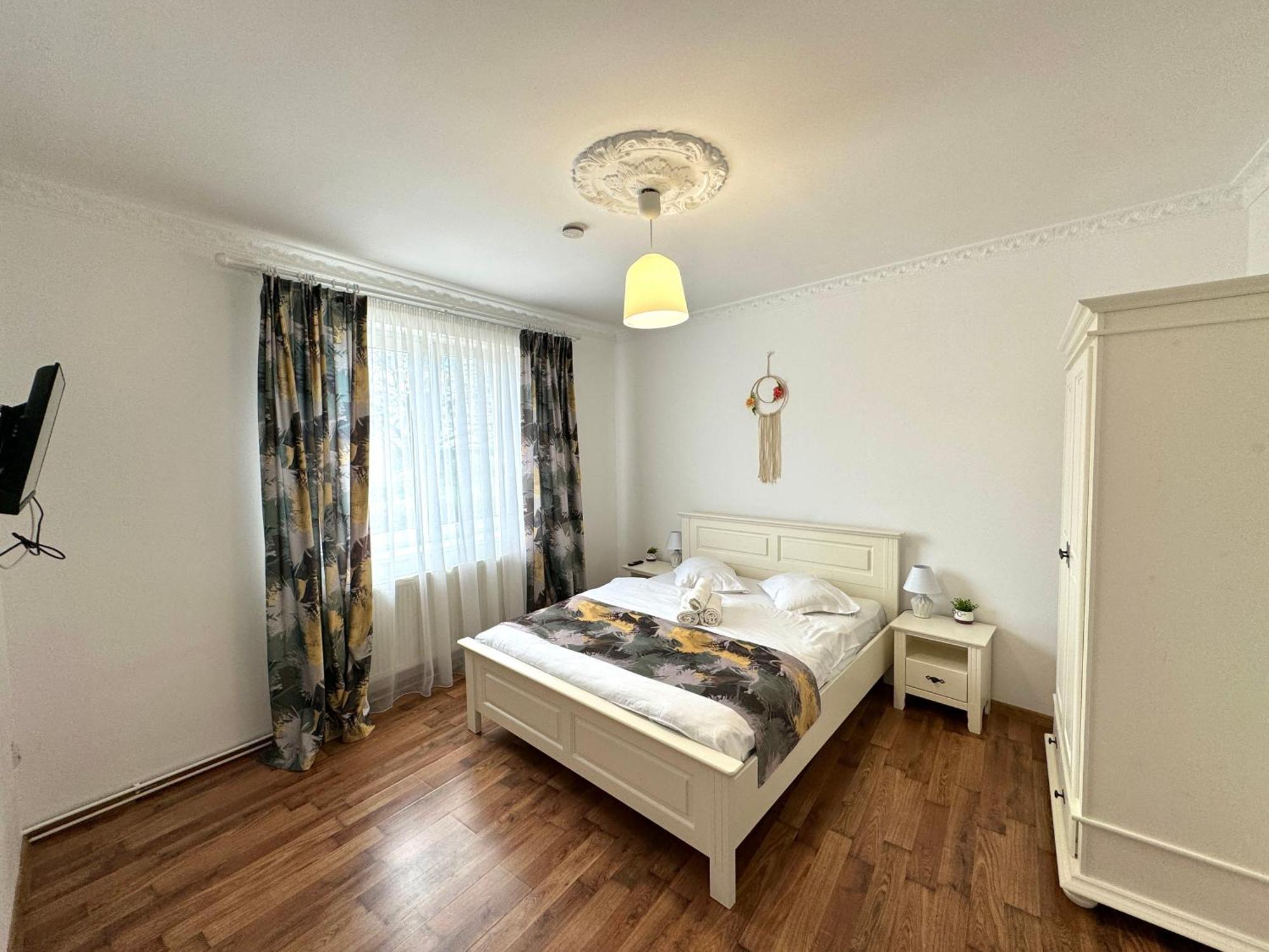 Flh - Mira Apartments Sibiu Exterior photo